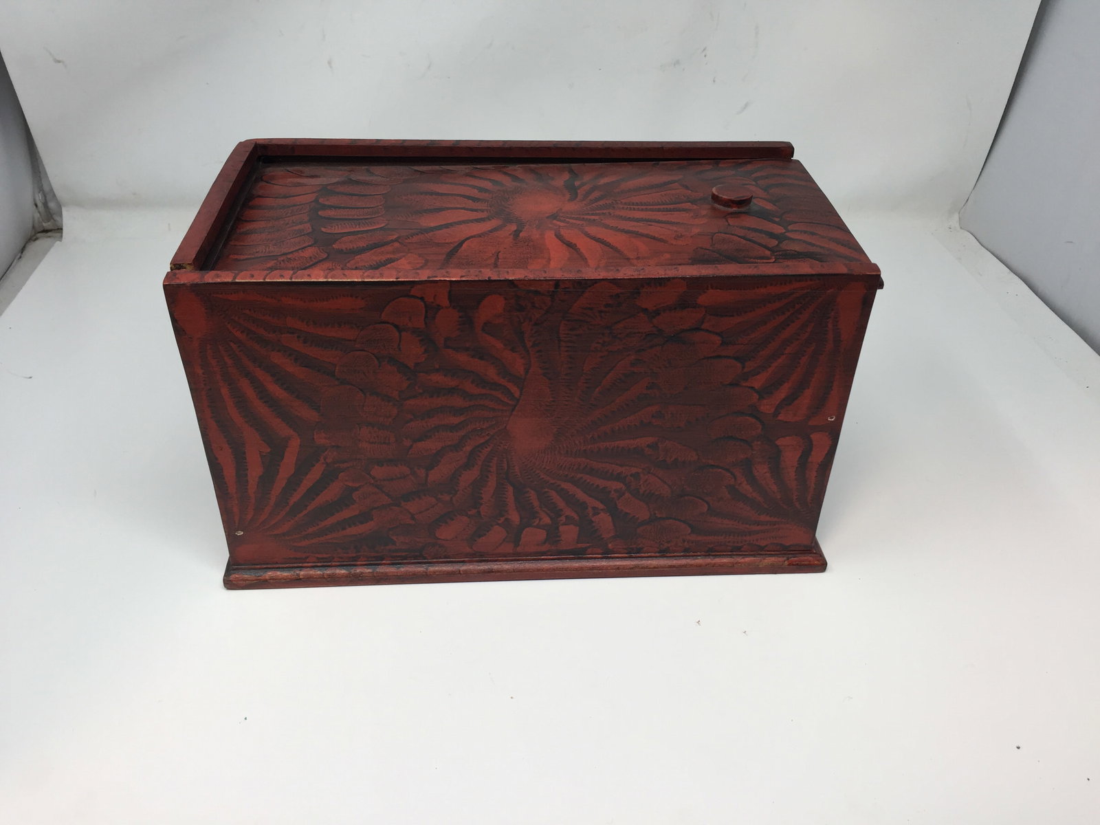 Paint Decorated Slide Lid Box (1 of 4)