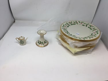 Grouping Lenox Holiday