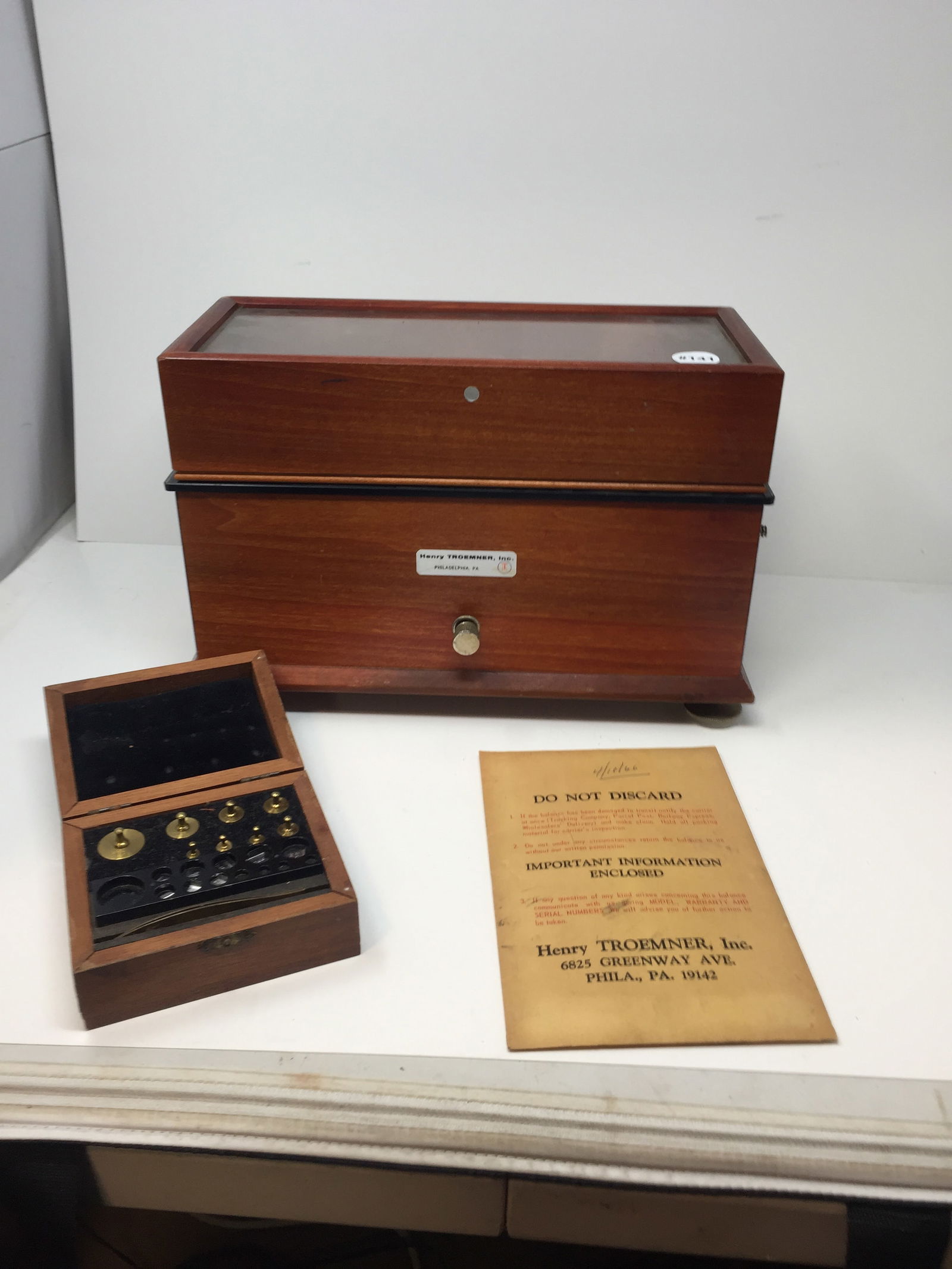 Henry Troemner Pharmaceutical Scale (1 of 11)
