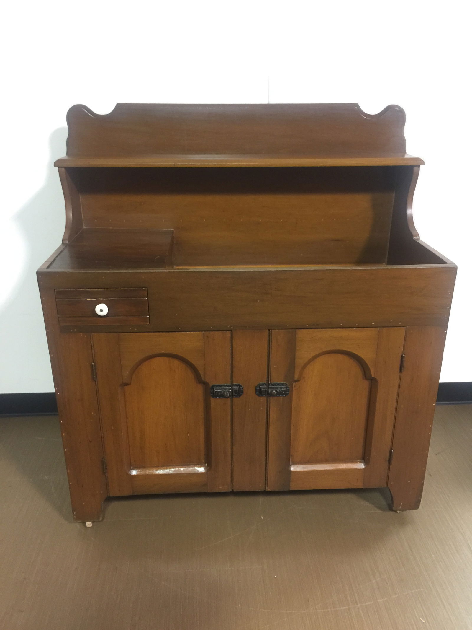 Antique Dry Sink (1 of 6)