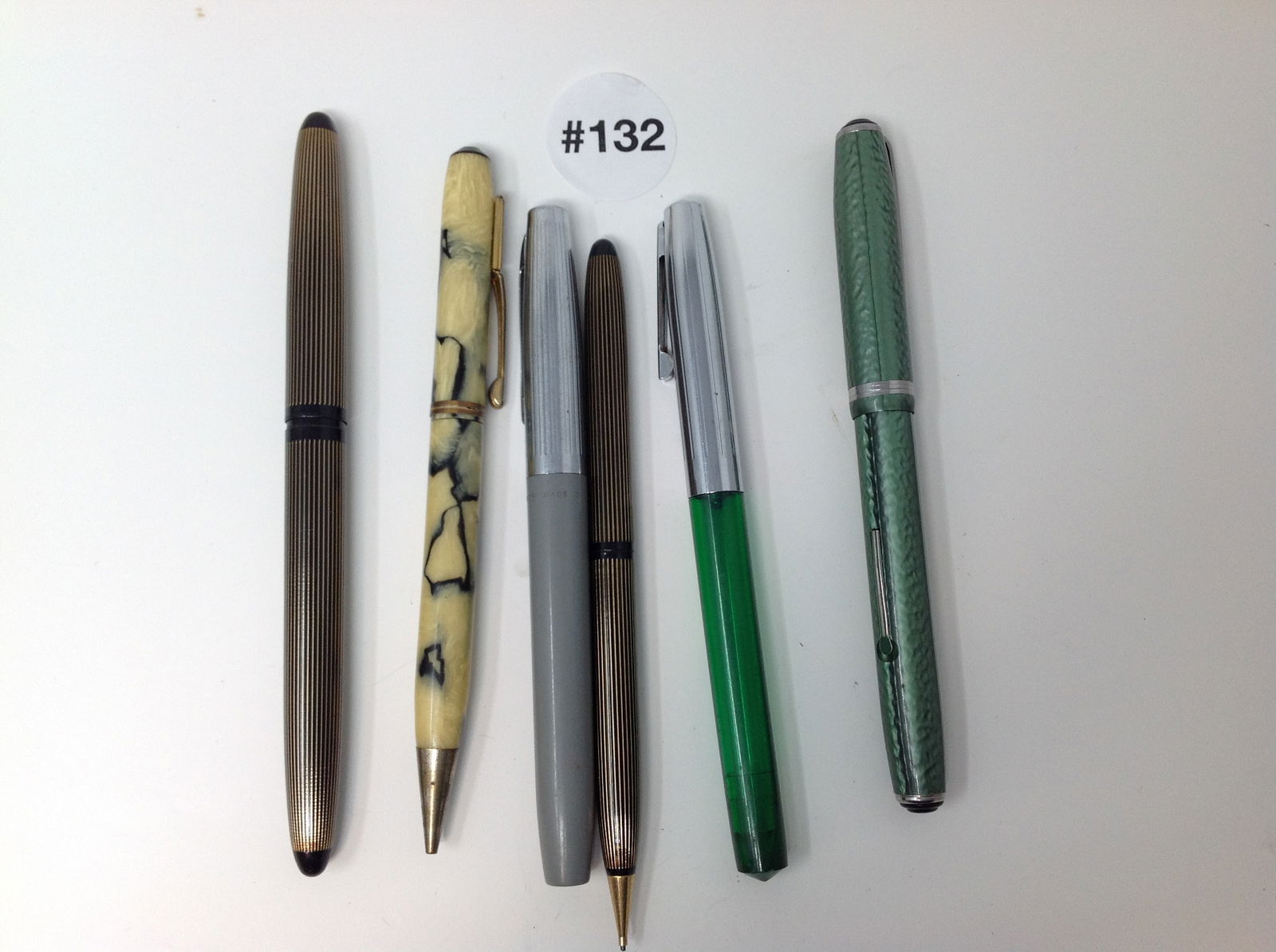 Fountain Pens Plus (1 of 4)