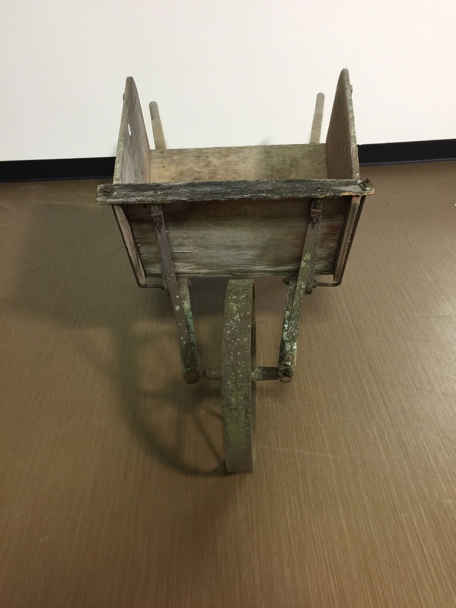 Antique Harrisburg Wheelbarrow (1 of 7)