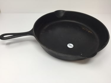 #11 Griswold Cast Iron Skillet