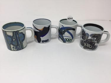 4 Royal Copenhagen Fajance Mugs
