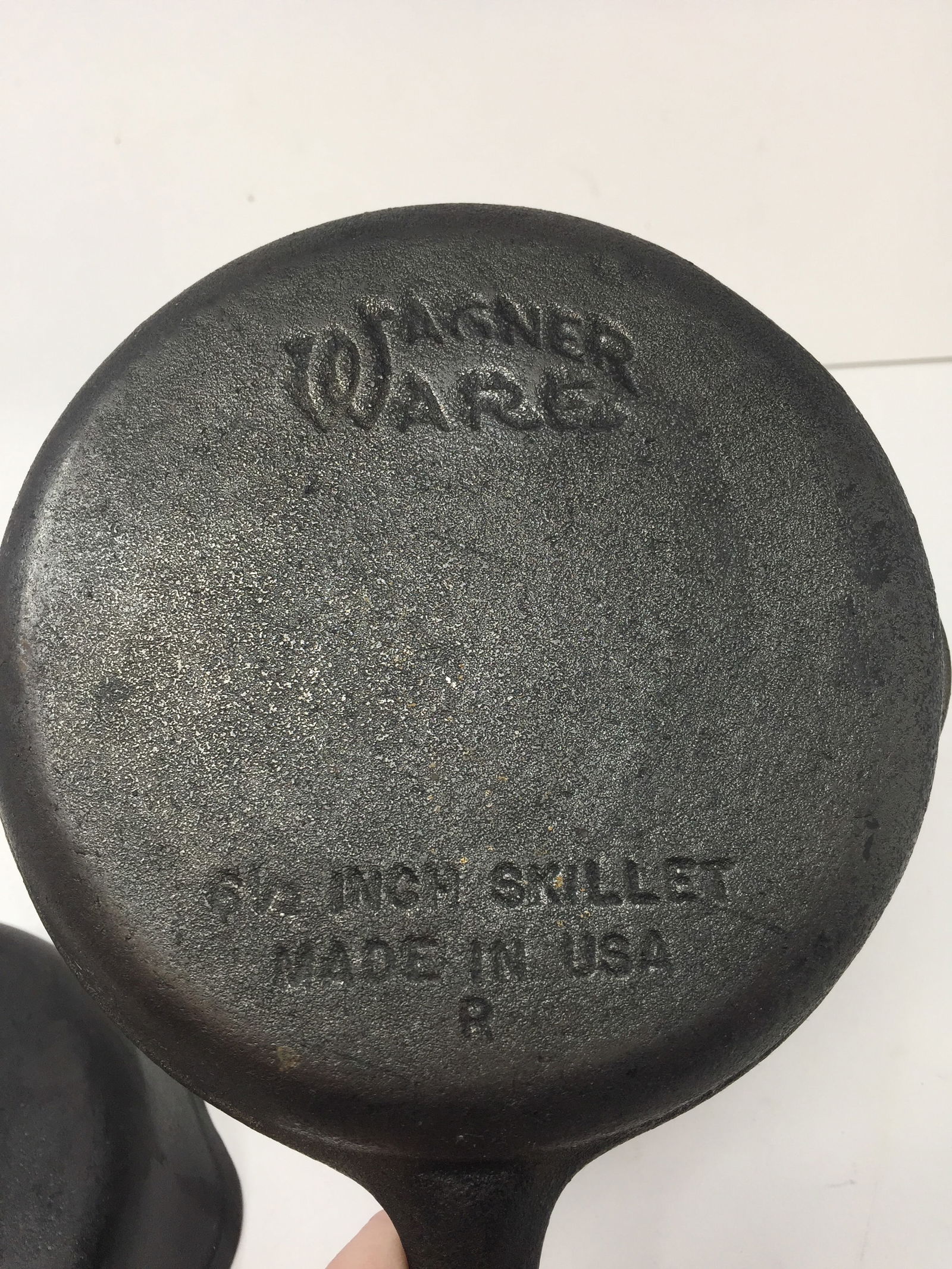 (2) Cast Iron Wagner Frying Pans (1 of 3)