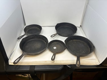 (5) Cast Iron Frying Pans