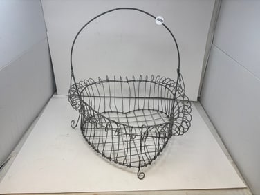 Heart Shaped Wire Basket