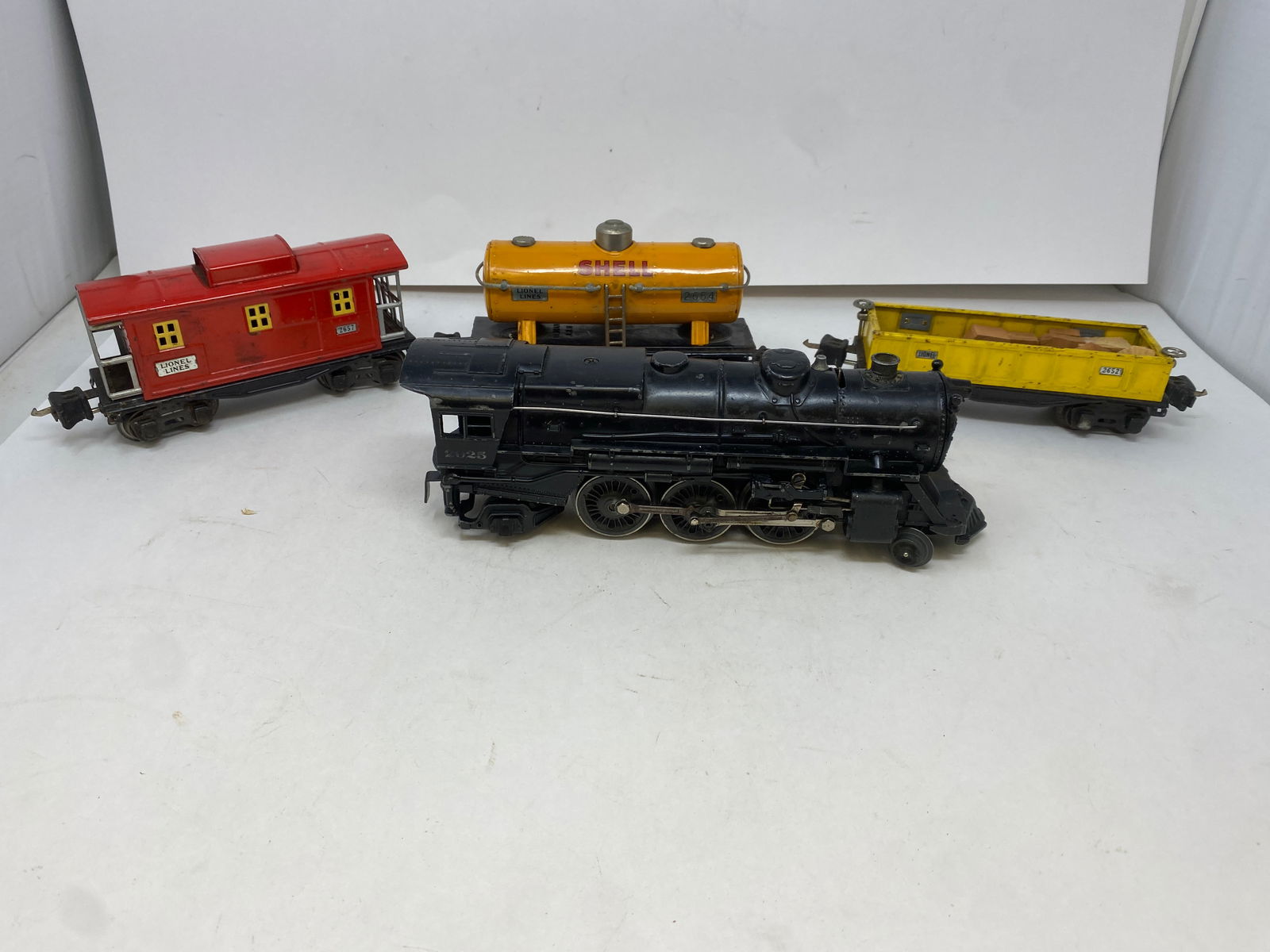 Pre War Lionel Train (1 of 12)