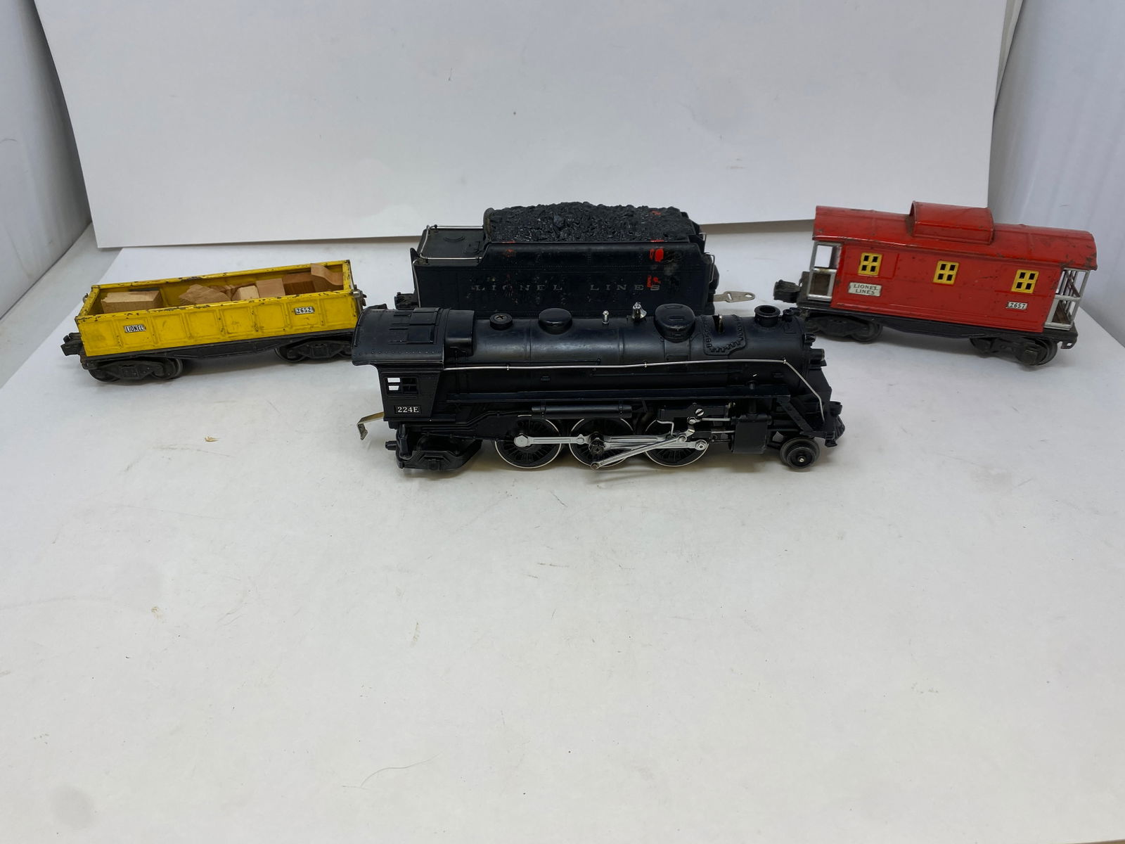 Pre War Lionel Train (1 of 12)