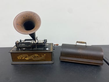 Edison Standard Phonograph w/Horn