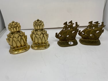 2 Pair of Book Ends