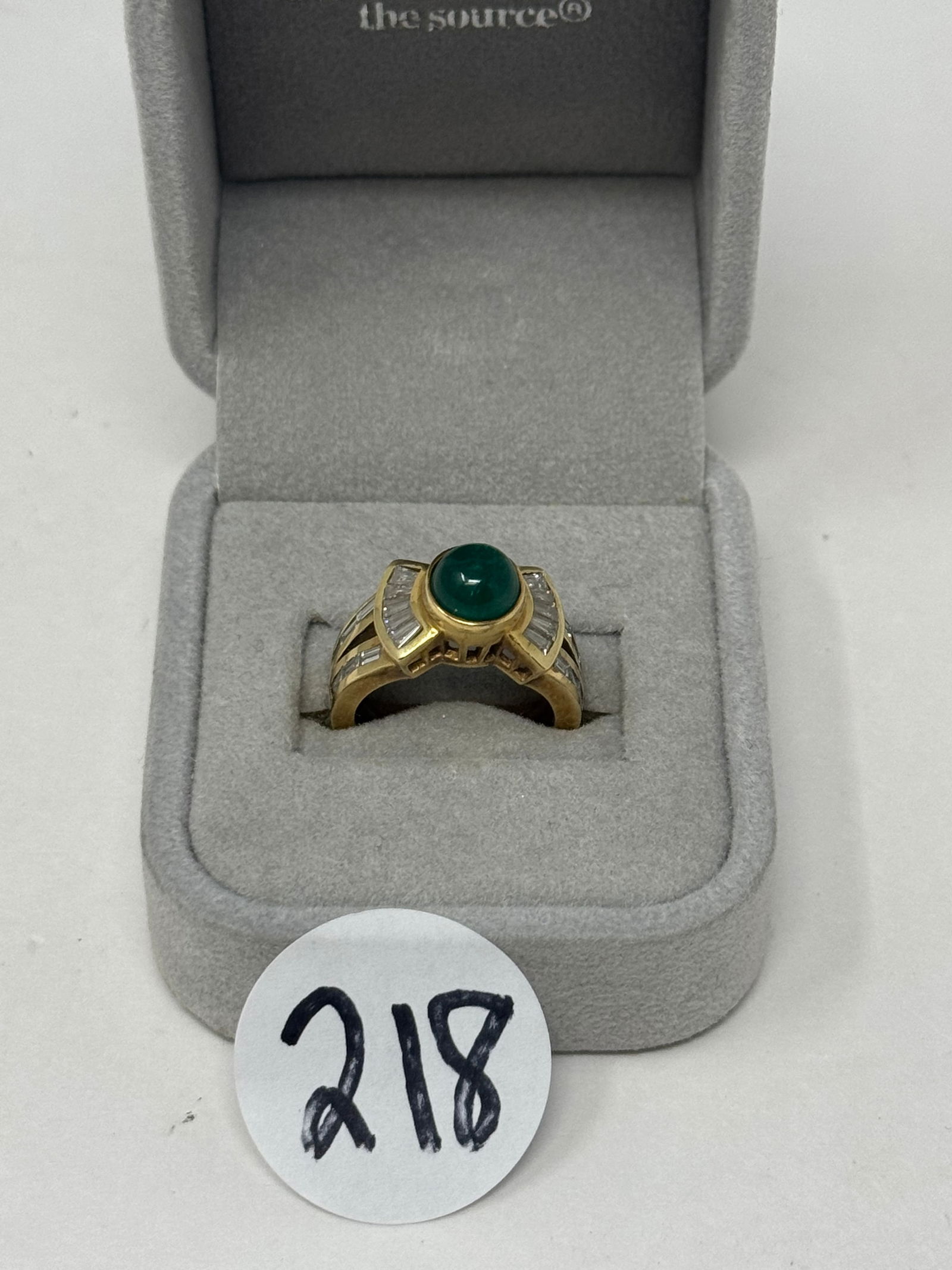 18K Emerald & Diamond Ring: marked 18K, includes 22 small diamonds, all diamonds tested 6.0dwt.