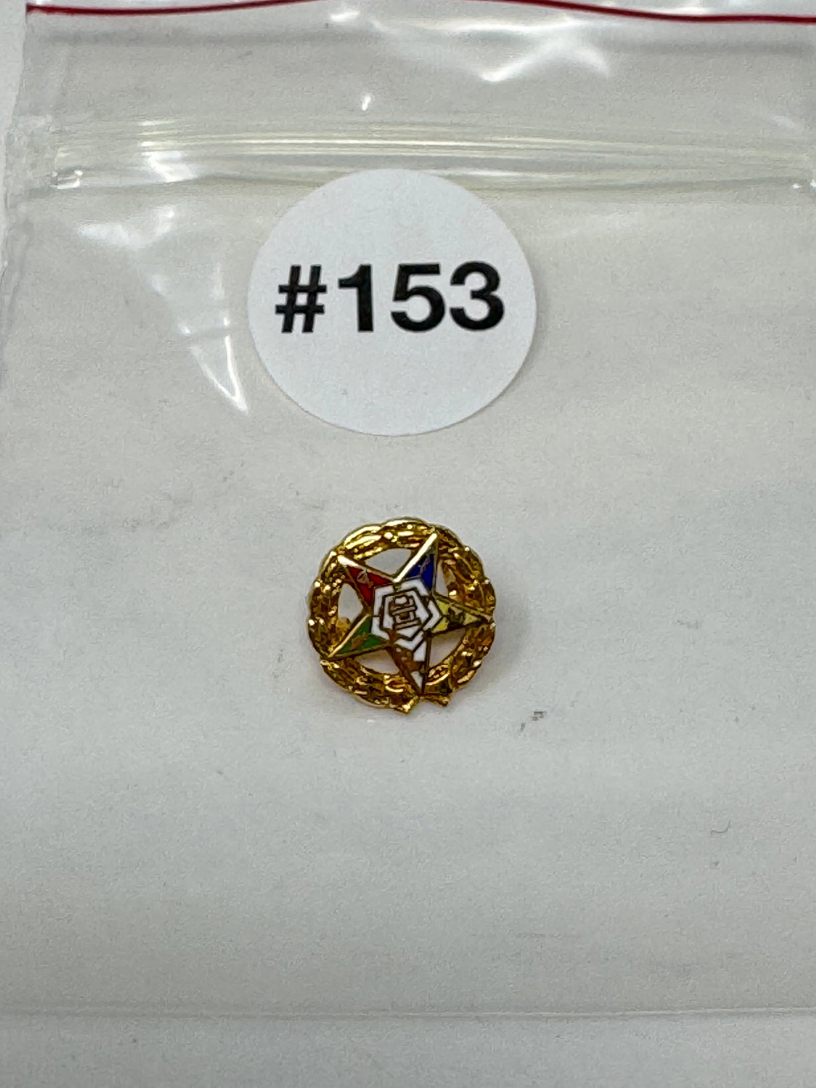 Gold Masonic Pin: 3.3 grams