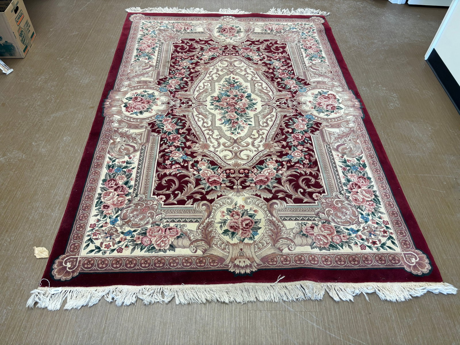 Oriental Carpet: 67"x97".