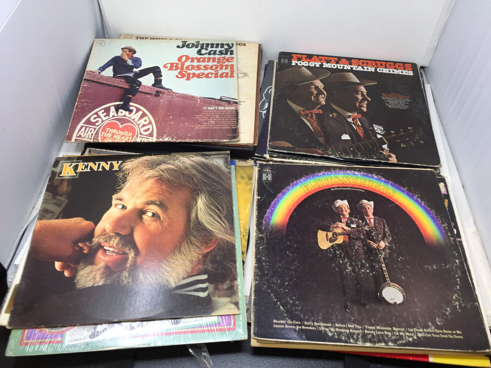 Vintage Country Music Albums: appx 34, includes Hank Williams, Johnny Cash and more