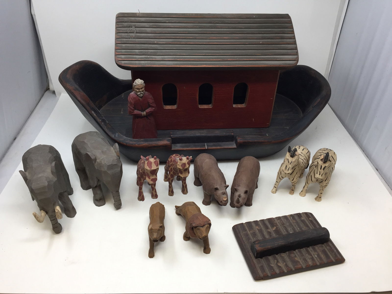 Noah's Ark Model (1 of 6)