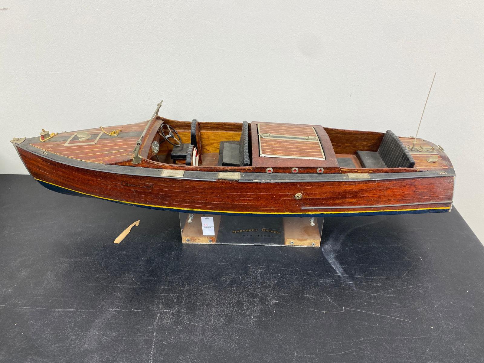 Vintage Chris Craft Boat Model (1 of 13)