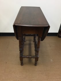 Mahogany Gateleg Table