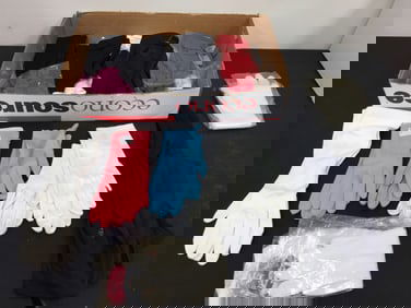 Vintage Ladies Gloves & Accessories