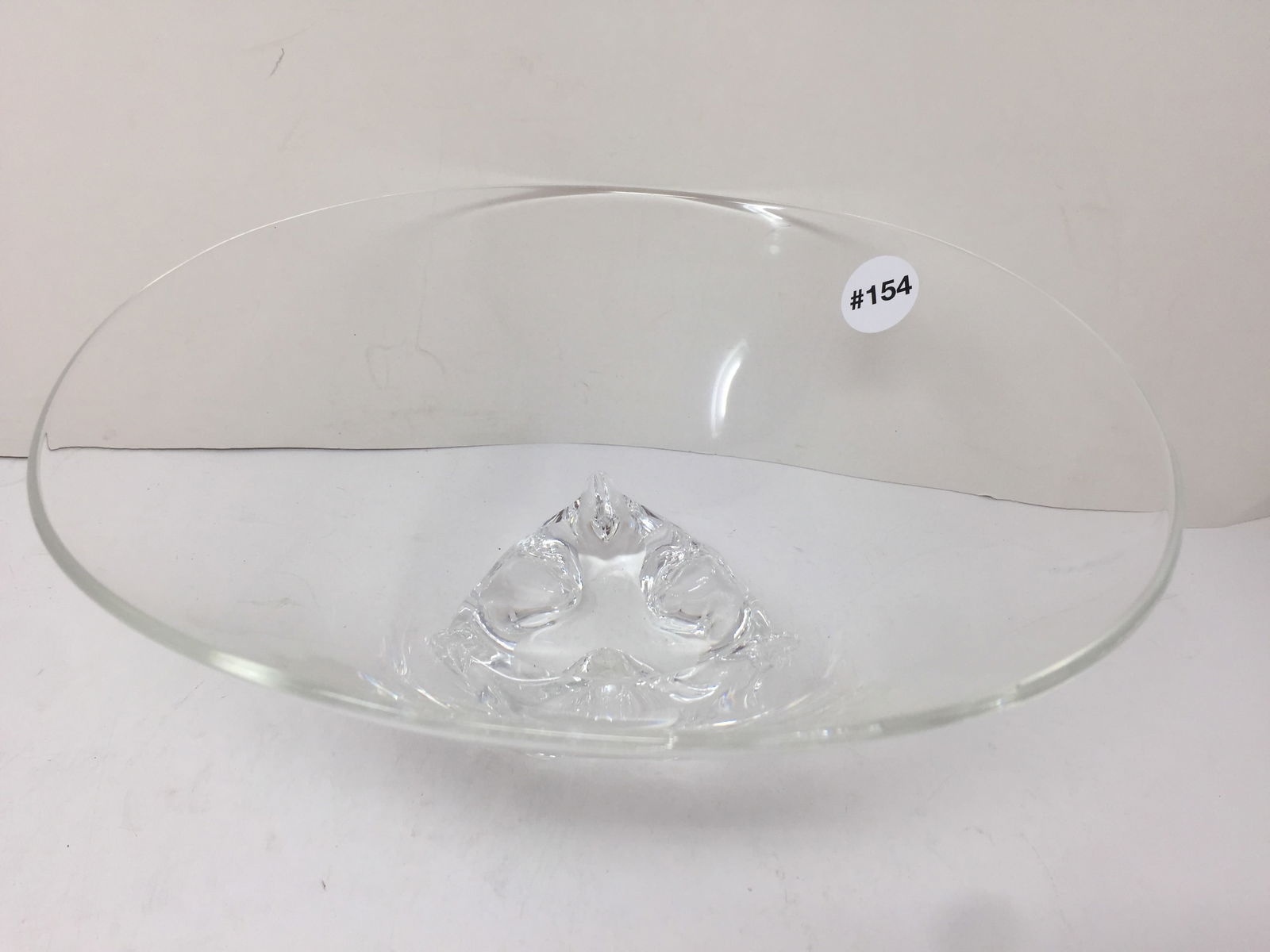 Steuben Trillium Bowl (1 of 4)