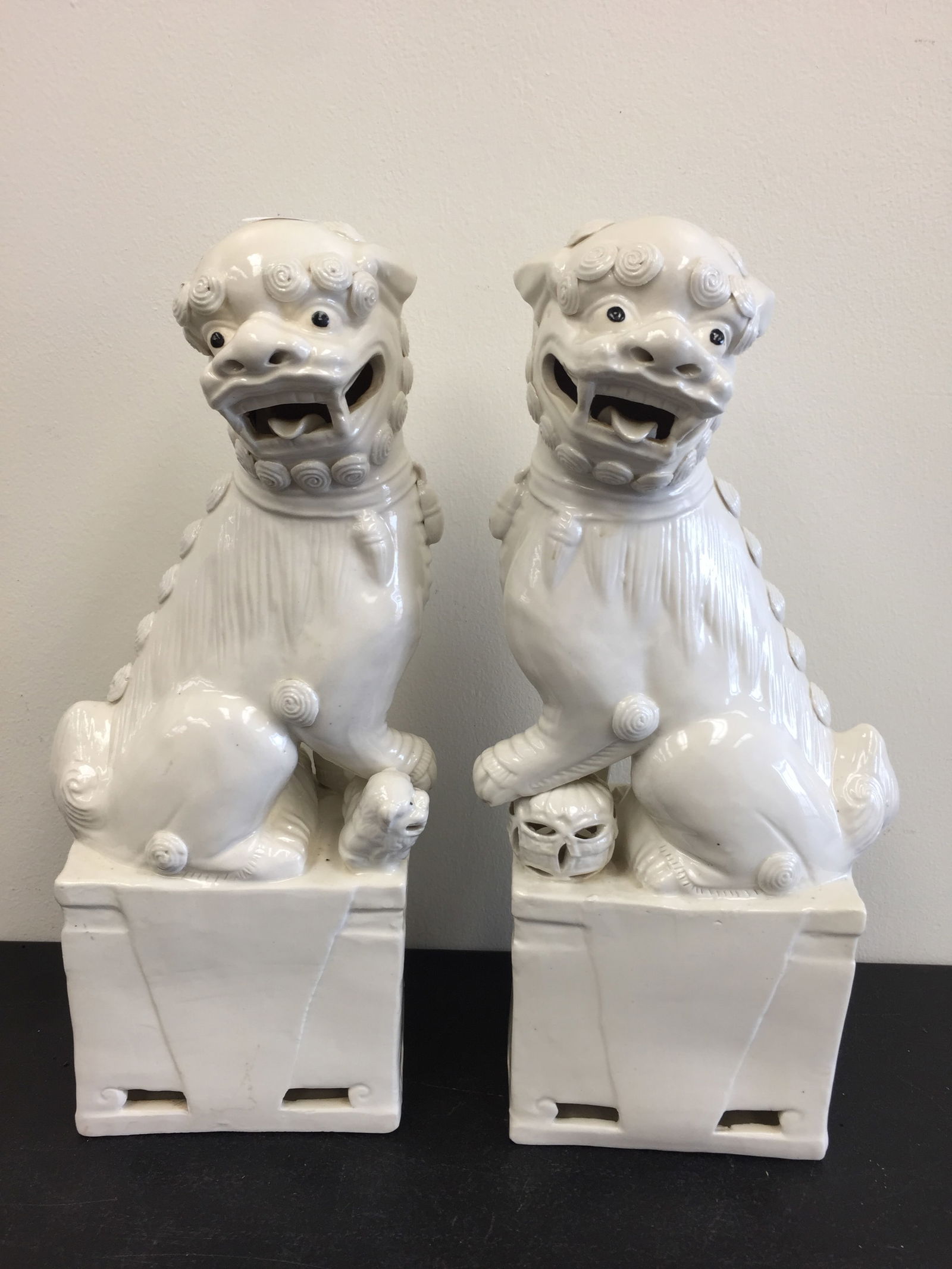 Pair of Ceramic Foo Dogs (1 of 4)