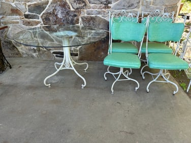 (5) Piece Iron Outdoor Set