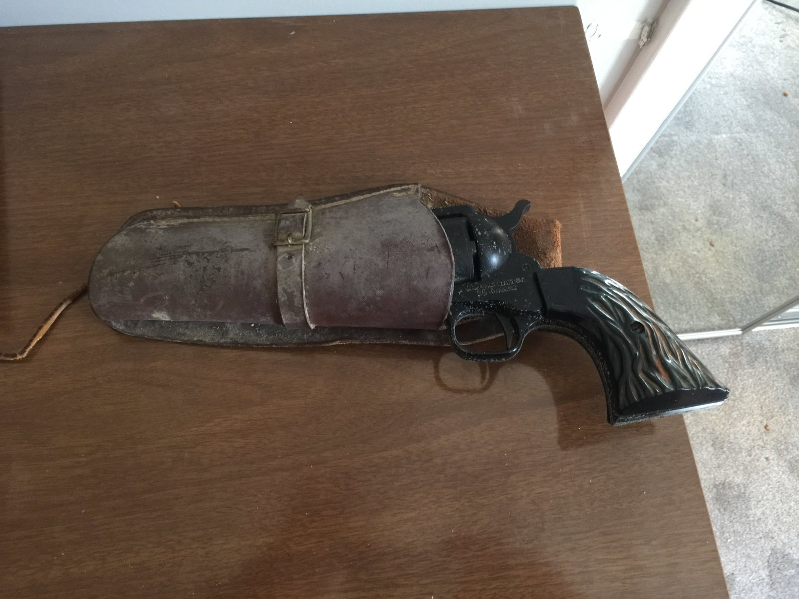 Vintage JC Higgins BB Revolver: 10" L, with original leather sheath