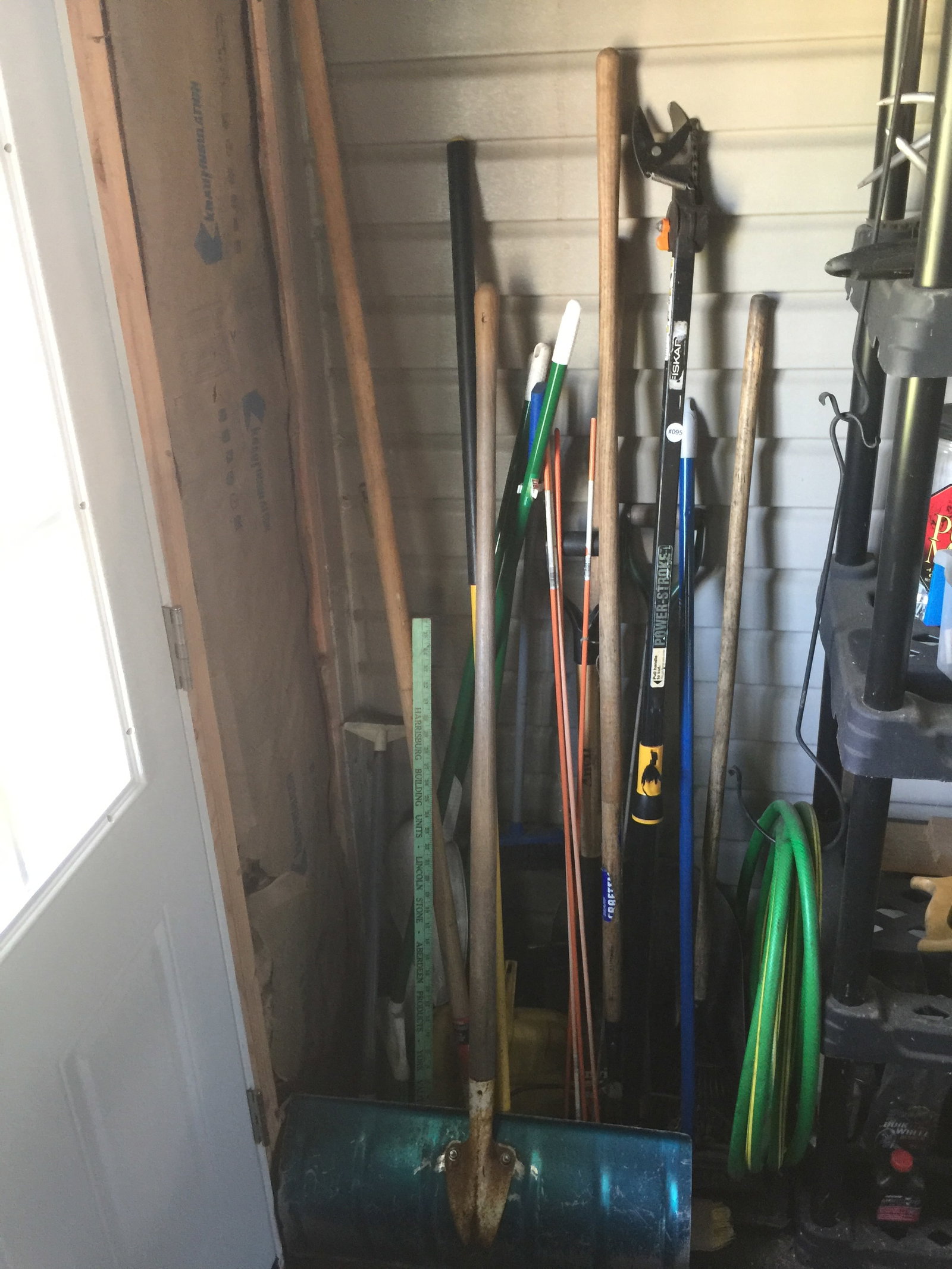 Garden & Hand Tools (1 of 4)