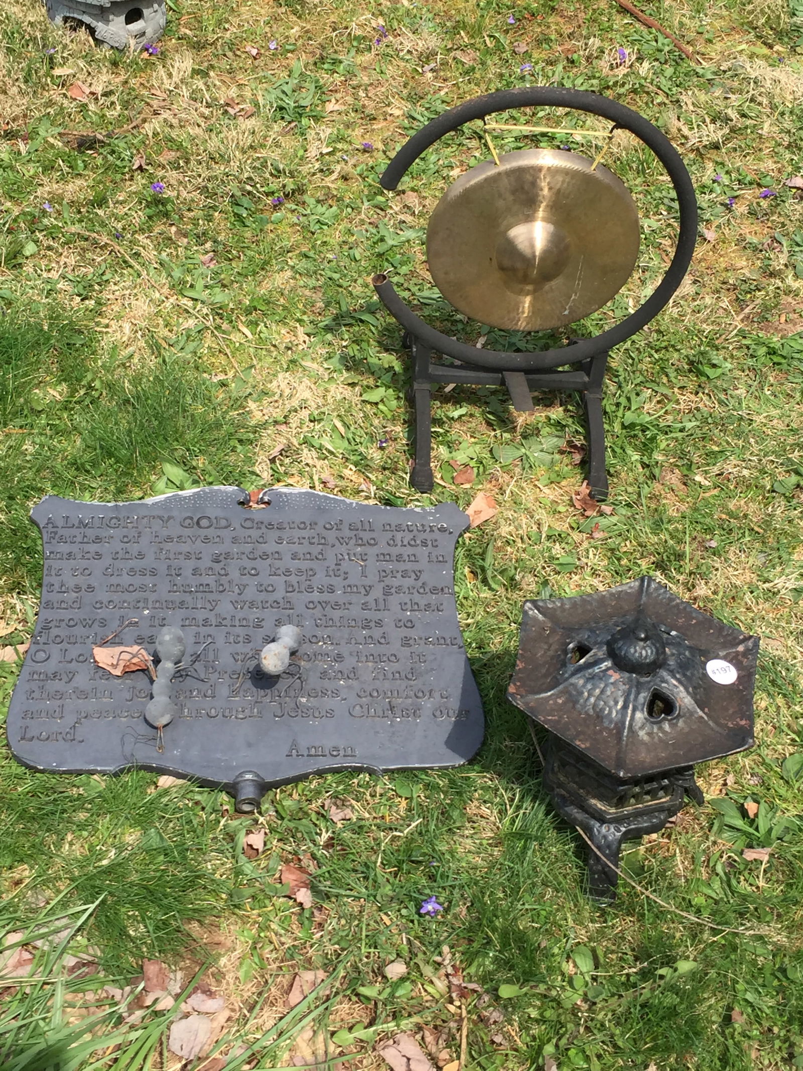 Outdoor Metal Lot (1 of 4)