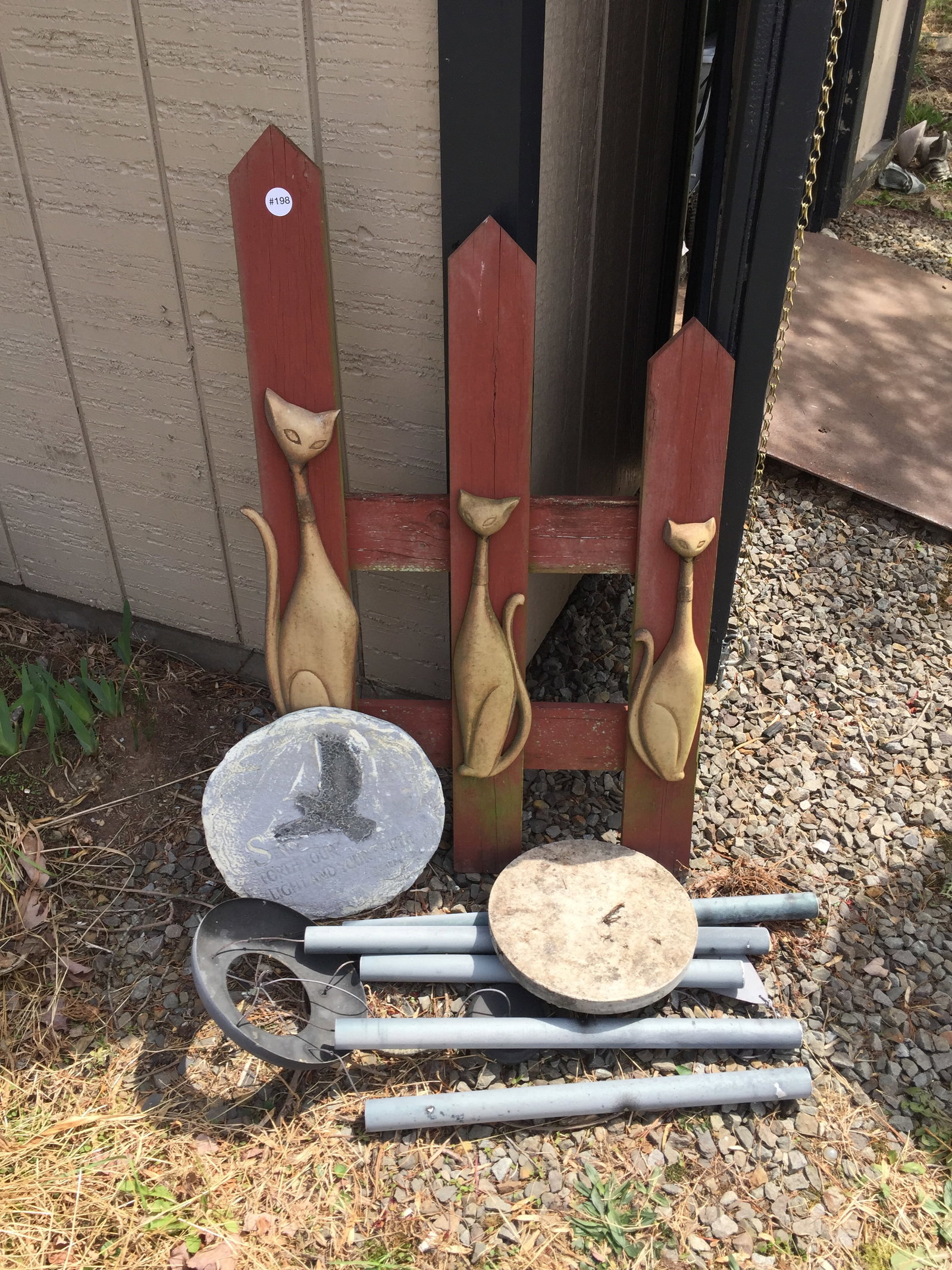 Decorative Outdoor Lot (1 of 3)