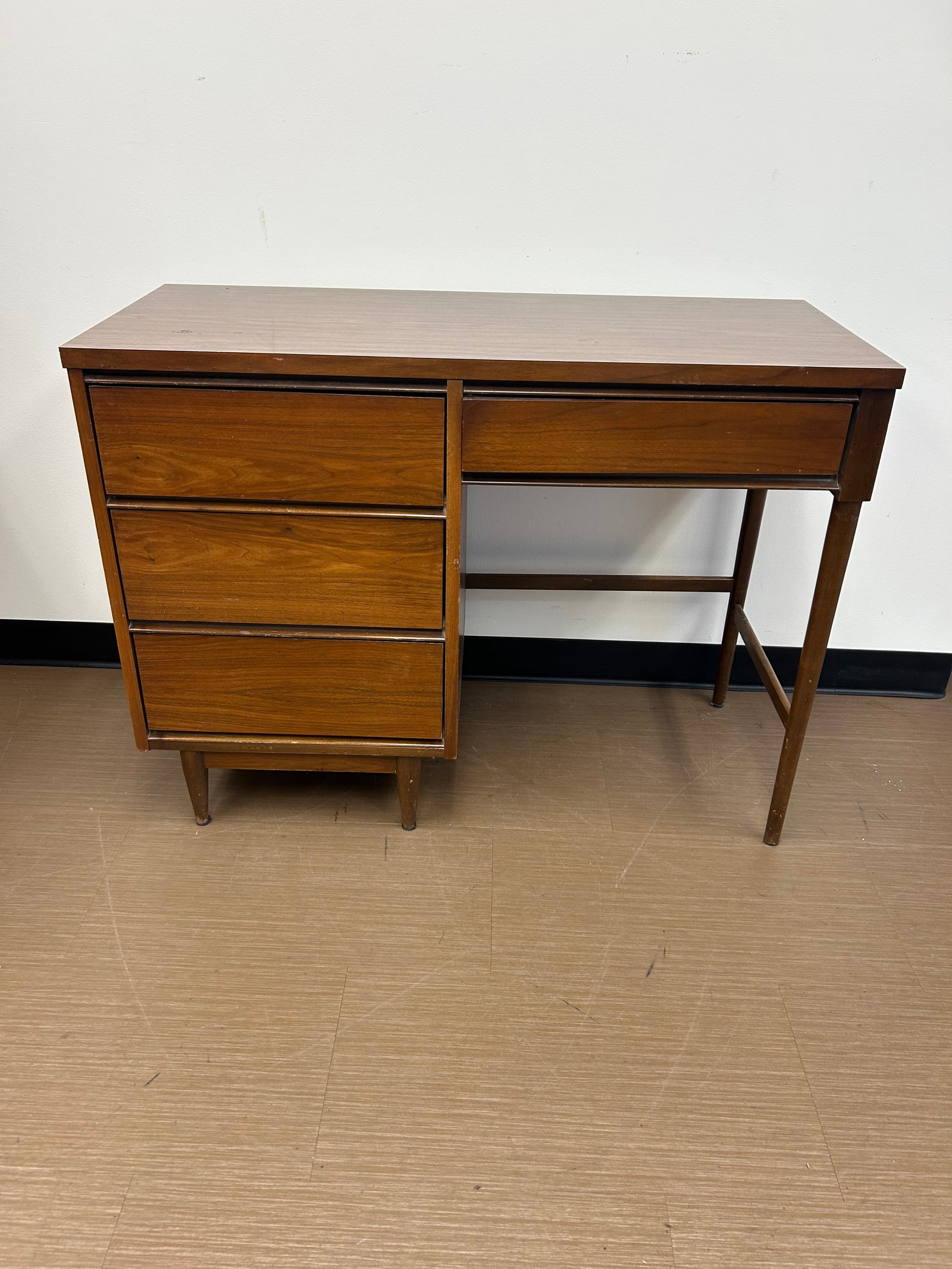 MCM Walnut Desk: 31" x 42" x 18", has multiple drawers