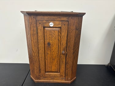 Antique Oak Hanging Blind Door Cupboard