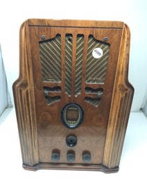 Philco Tombstone Tube Radio