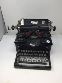 Antique Royal Typewriter