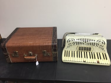 Vintage Venuti Accordion