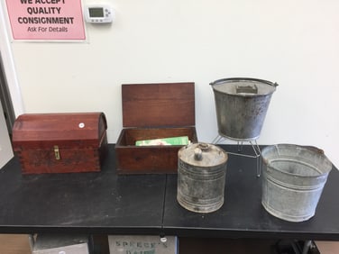 Tinware & Woodenware