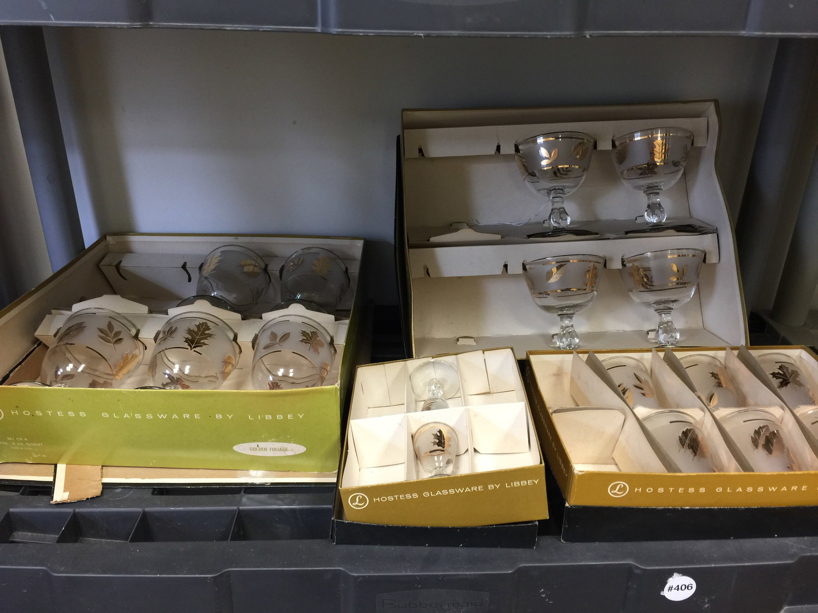 Vintage Libbey Glass: Gold leaf pattern, in original boxes.
