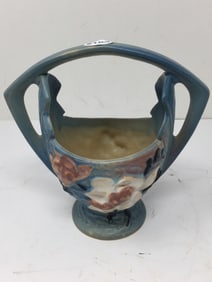 Roseville Magnolia Blue Basket