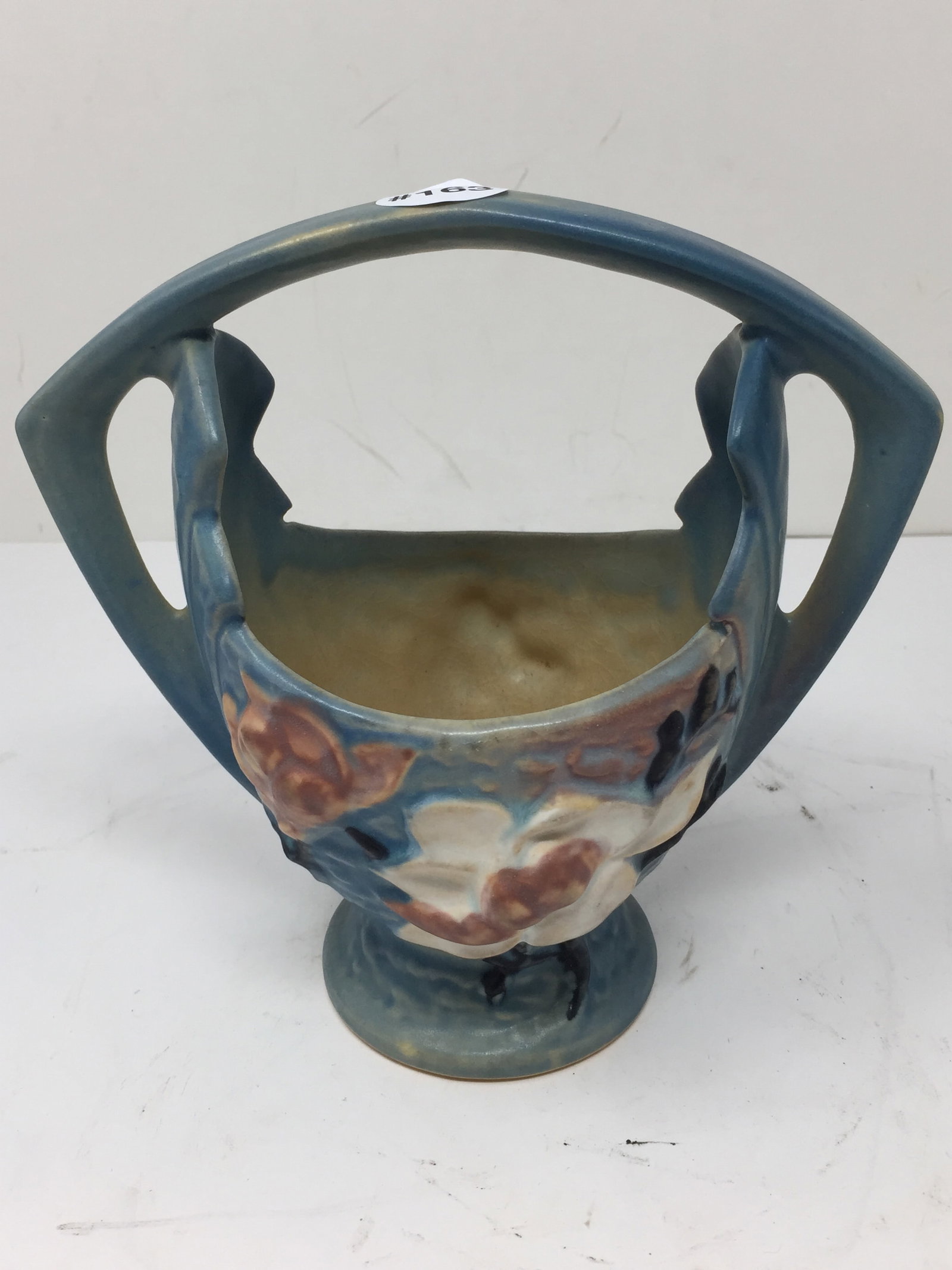 Roseville Magnolia Blue Basket: 7"H, 383".