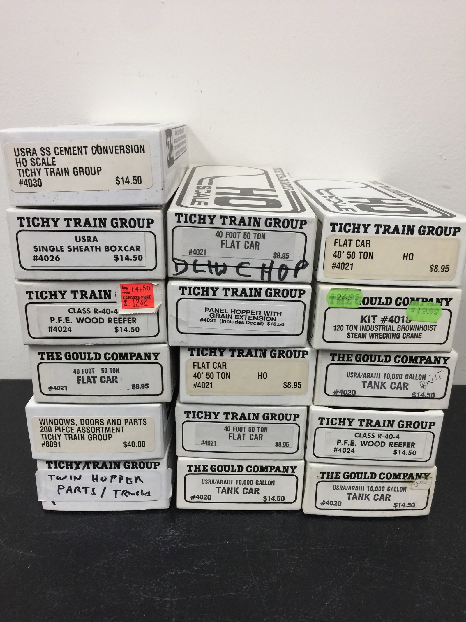 16 Tichy & Gould Company Train Models: Boxes 8".