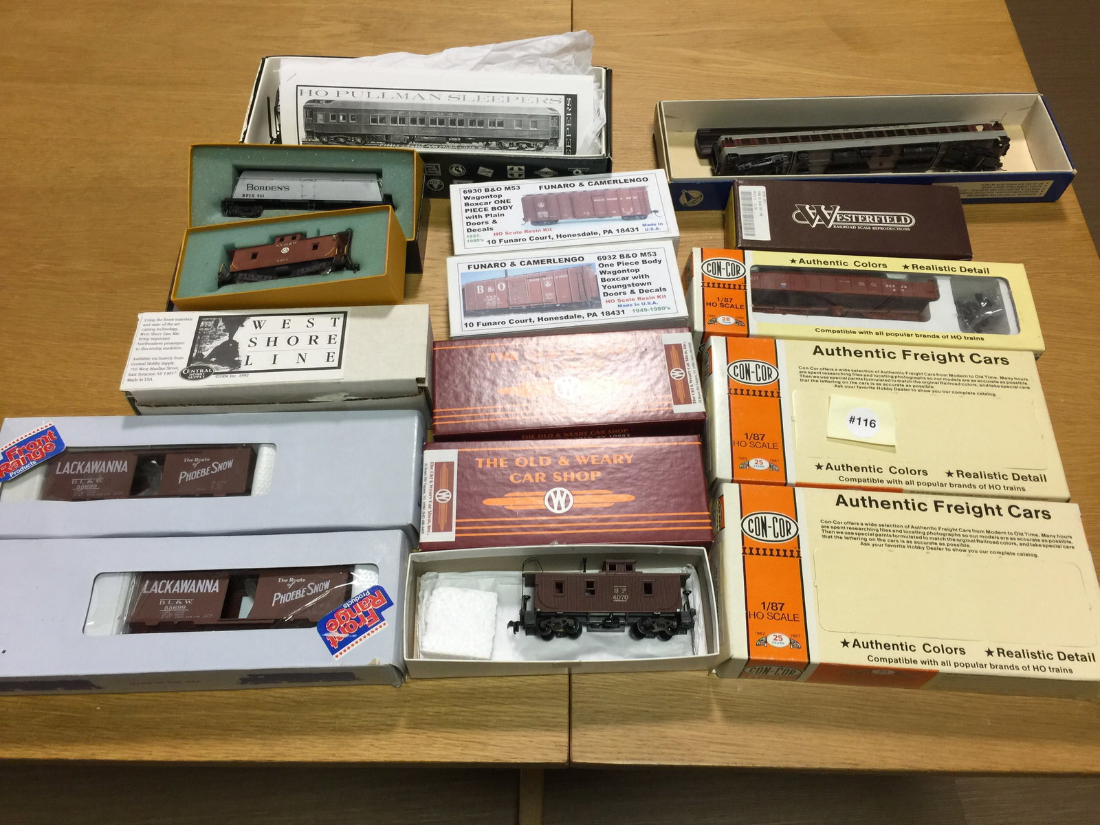 16 Train Cars & Models (1 of 5)