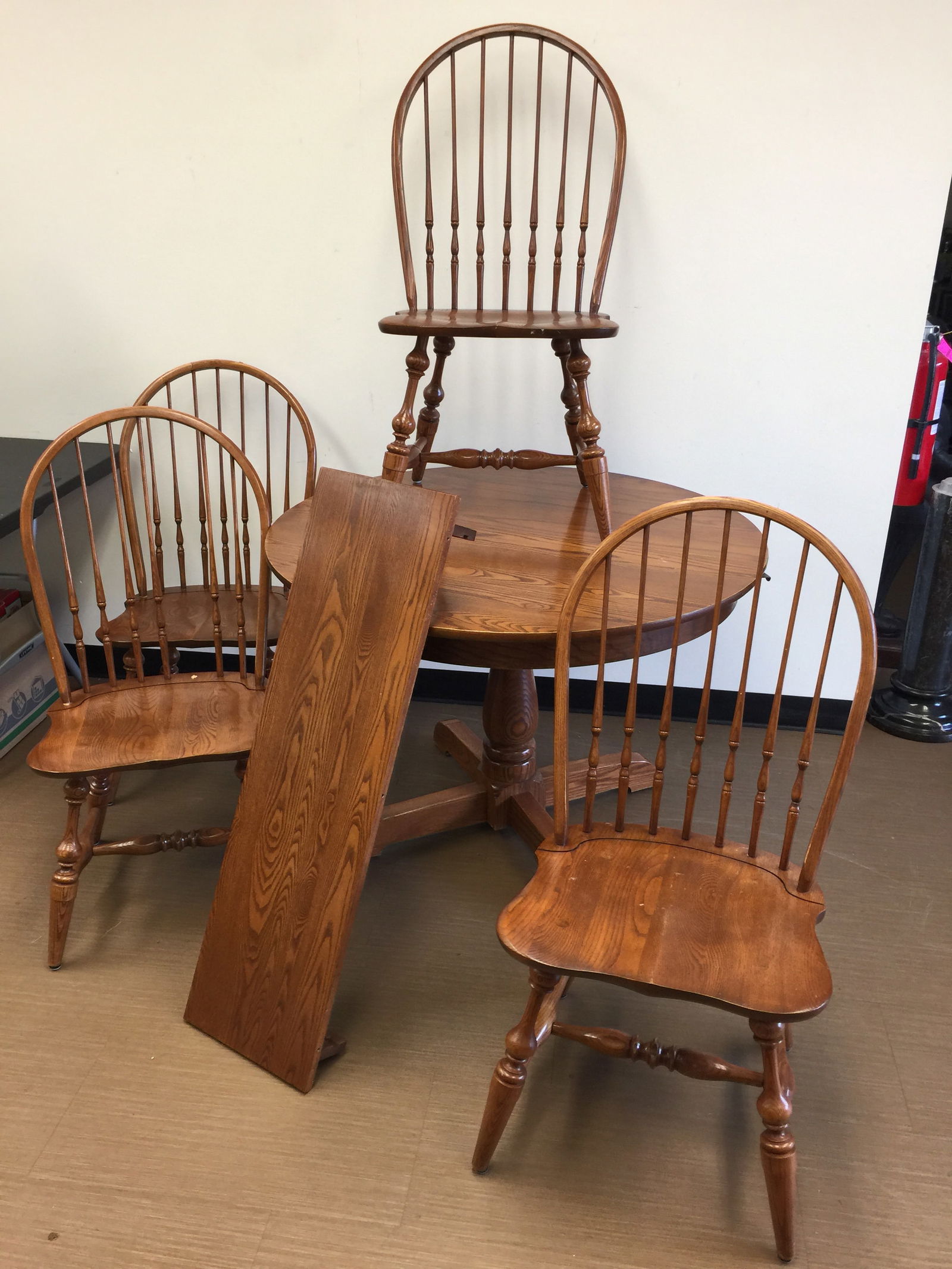Oak Kitchen Table w/ 4 Hitchcock Chairs (1 of 10)