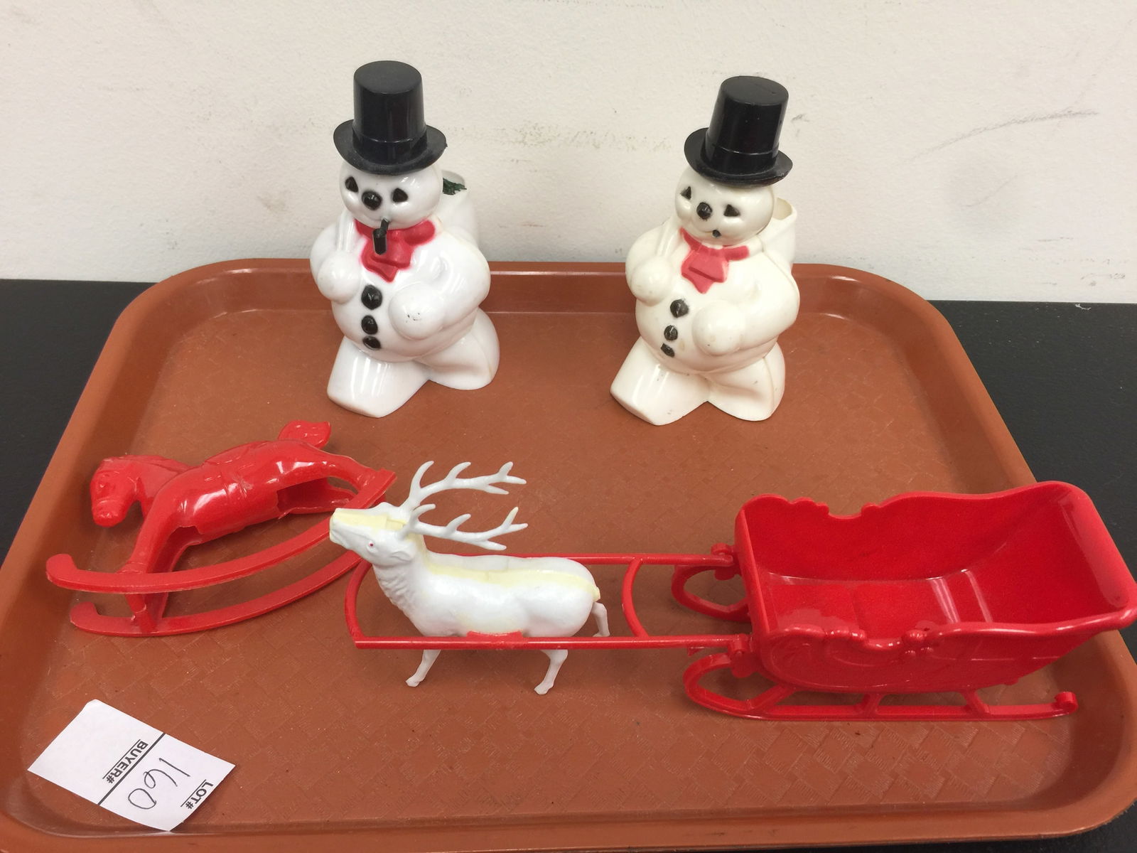 4 Plastic Christmas Accessories: Reindeer and sleigh 9" L.