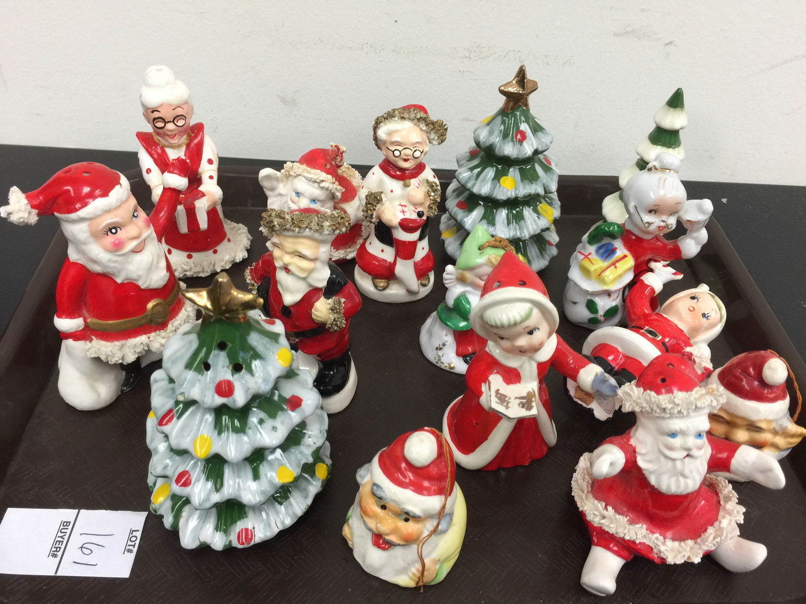 Grouping of Ceramic Christmas S&P Shakers: Various sizes & makers.
