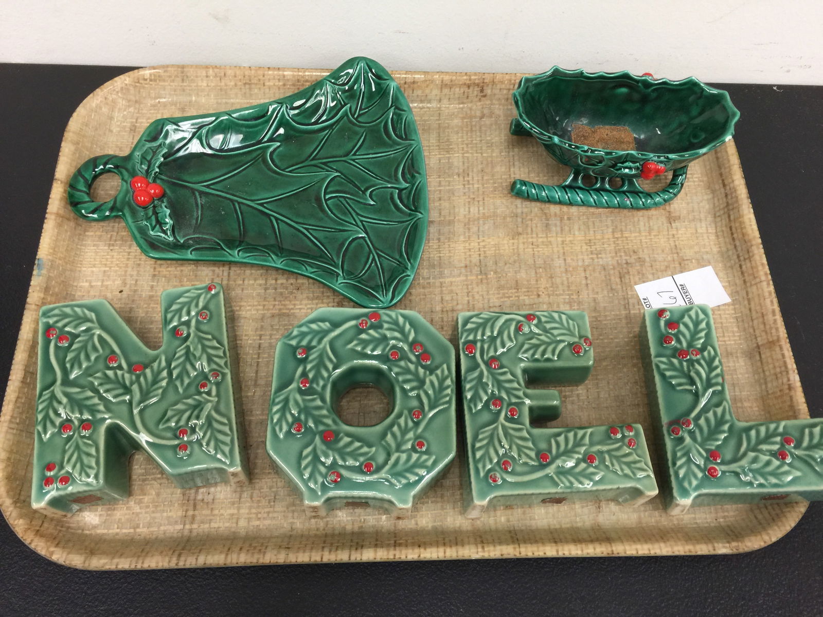 6 Pcs Christmas Ceramics (1 of 4)