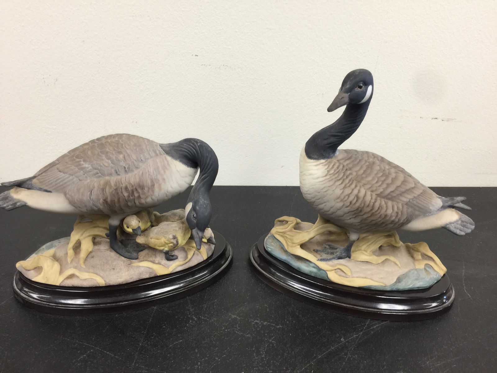 2 Boehm Canadian Geese (1 of 3)
