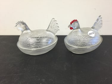 2 Glass Hen on Nests