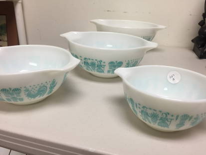 (4) Nest Pyrex Butterprint Bowls: largest 13"W.