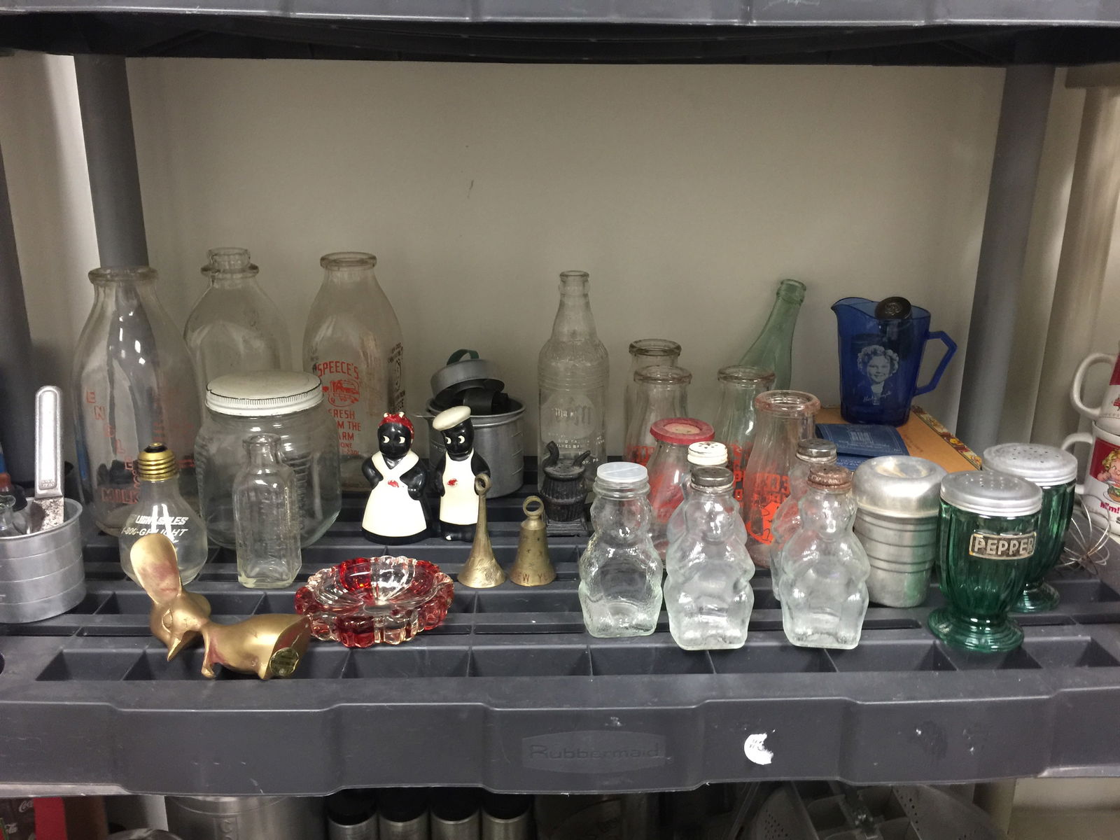 Vintage Glassware (1 of 5)