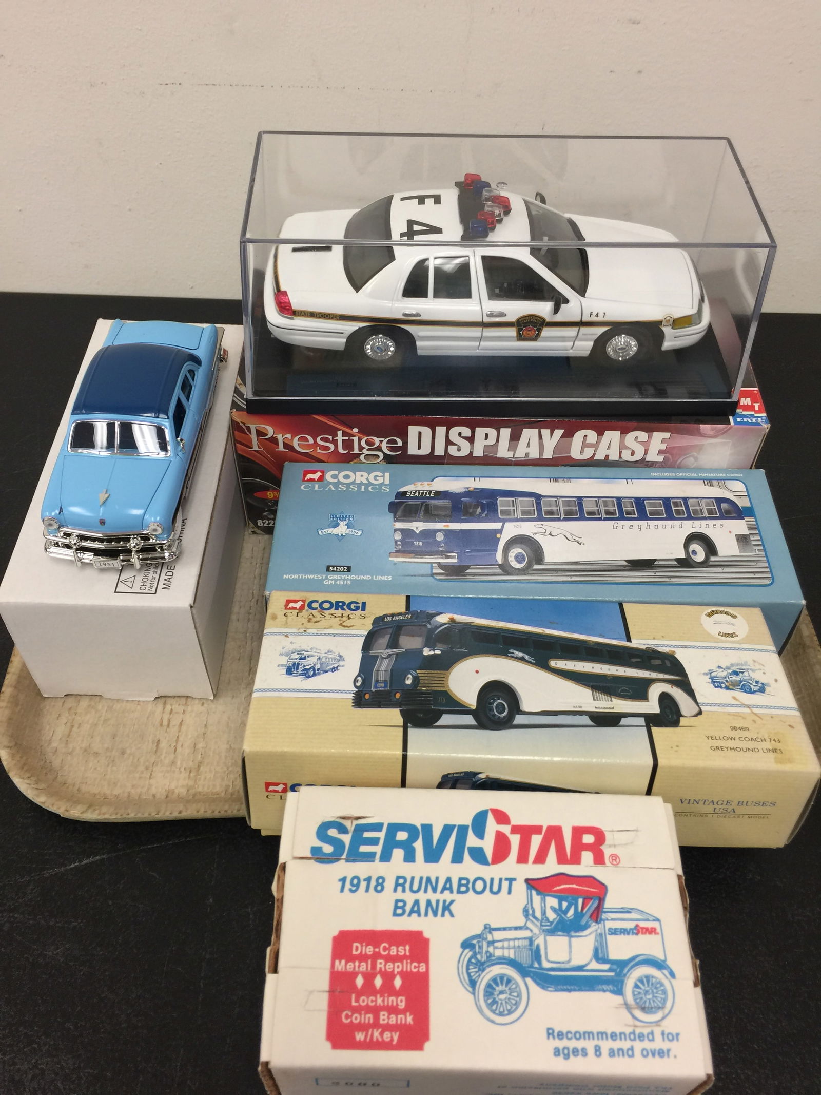 Grouping of Diecast Vehicles (1 of 3)